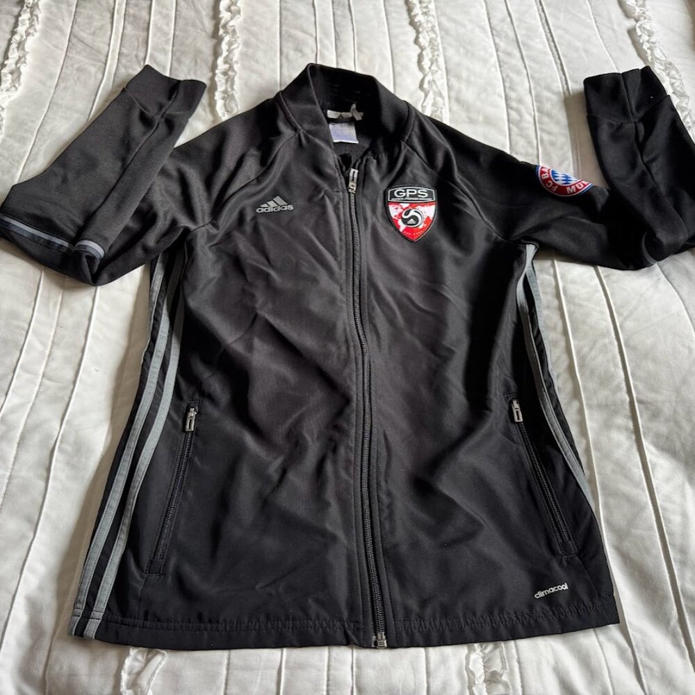 Bayern Munich Black Adidas Zip Up Jacket Youth Size Medium Soccer Football